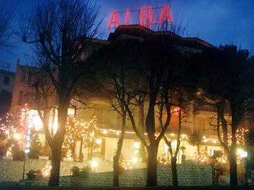 호텔 Alba 3*